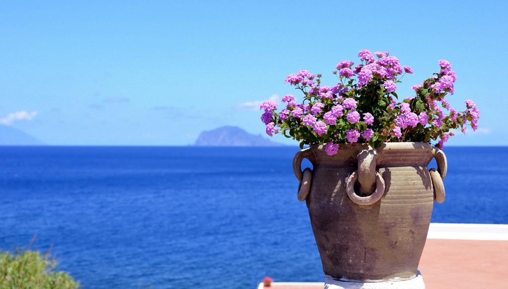 Hotel Punta Barone Santa Marina Salina Dış mekan fotoğraf