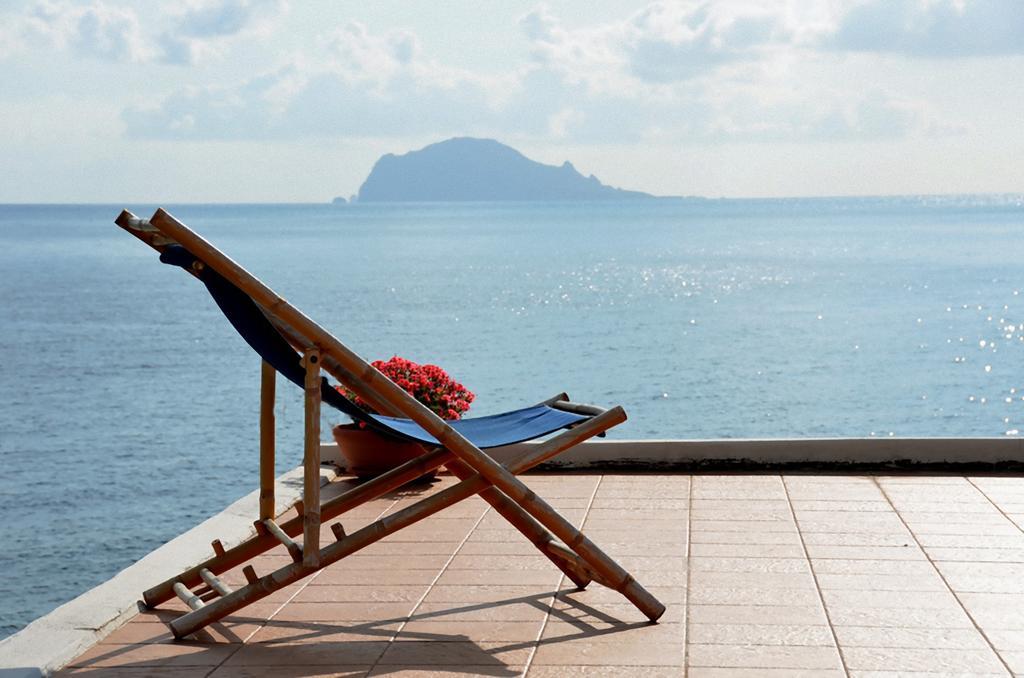 Hotel Punta Barone Santa Marina Salina Dış mekan fotoğraf